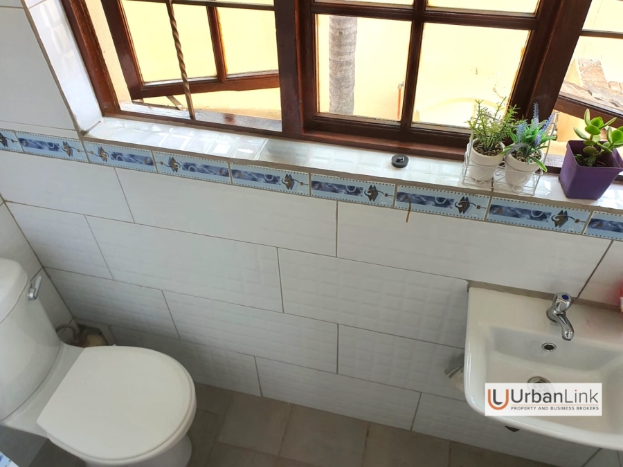 6 Bedroom Property for Sale in Safari Gardens North West